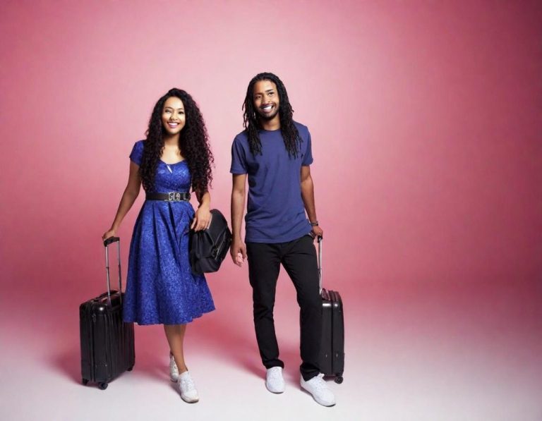 Deux personnes typées africaines qui partent